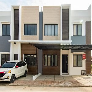 Oyo 3824 Columbus Residence J1